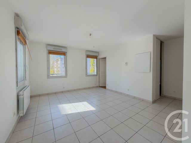 Appartement T2 à vendre - 2 pièces - 42.79 m2 - LYON - 69003 - RHONE-ALPES - Century 21 Dauphiné-Lacassagne