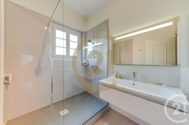 Appartement T3 à vendre - 3 pièces - 104.0 m2 - LYON - 69003 - RHONE-ALPES - Century 21 Dauphiné-Lacassagne