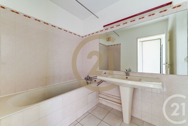 Appartement T3 à vendre - 3 pièces - 83.98 m2 - LYON - 69003 - RHONE-ALPES - Century 21 Dauphiné-Lacassagne