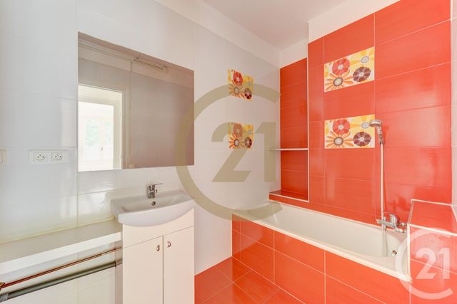 Appartement T3 à vendre - 3 pièces - 62.43 m2 - LYON - 69003 - RHONE-ALPES - Century 21 Dauphiné-Lacassagne