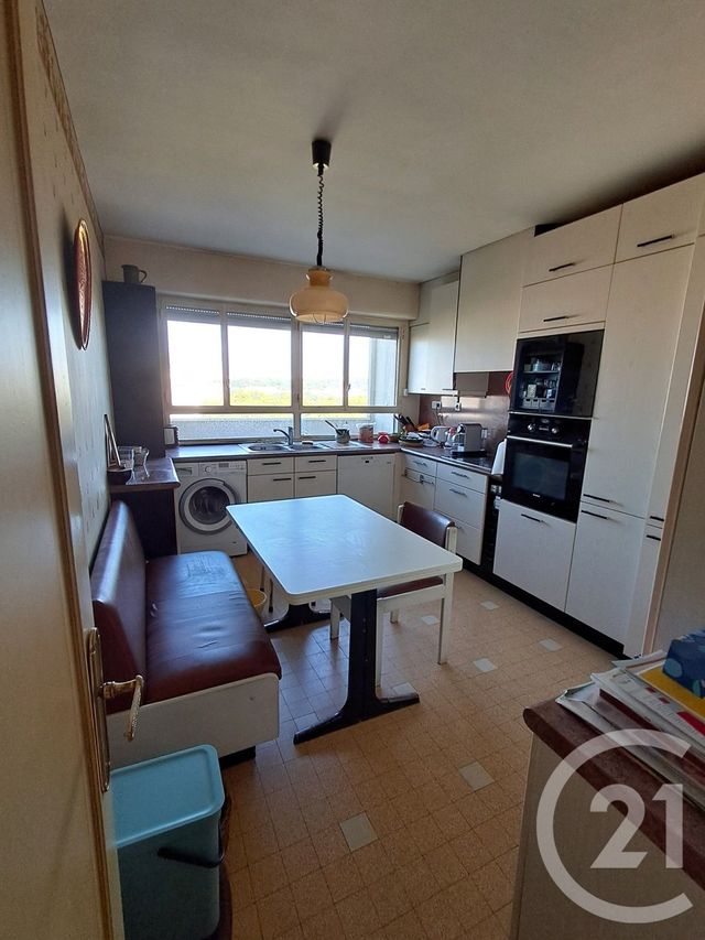 Afficher la photo en grand Appartement T6 à vendre - 5 pièces - 128.28 m2 - VILLEURBANNE - 69 - RHONE-ALPES - Century 21 Dauphiné-Lacassagne