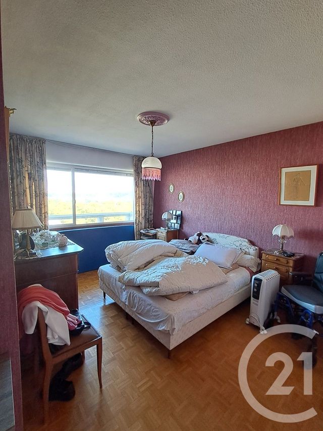 Afficher la photo en grand Appartement T6 à vendre - 5 pièces - 128.28 m2 - VILLEURBANNE - 69 - RHONE-ALPES - Century 21 Dauphiné-Lacassagne