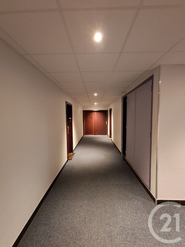 Afficher la photo en grand Appartement T6 à vendre - 5 pièces - 128.28 m2 - VILLEURBANNE - 69 - RHONE-ALPES - Century 21 Dauphiné-Lacassagne