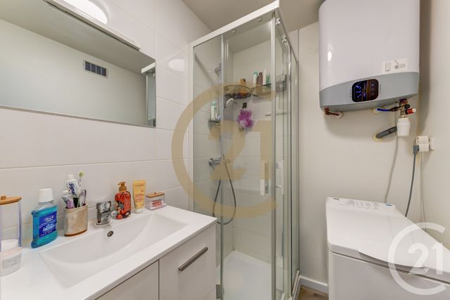 Appartement T1 à vendre - 1 pièce - 31.2 m2 - LYON - 69003 - RHONE-ALPES - Century 21 Dauphiné-Lacassagne