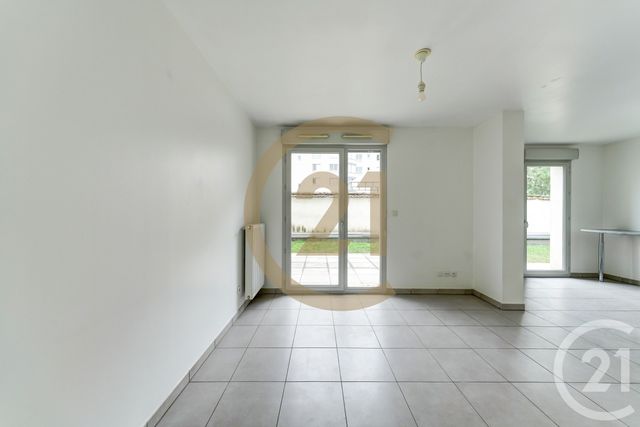 Appartement T3 à vendre - 3 pièces - 60.6 m2 - LYON - 69003 - RHONE-ALPES - Century 21 Dauphiné-Lacassagne