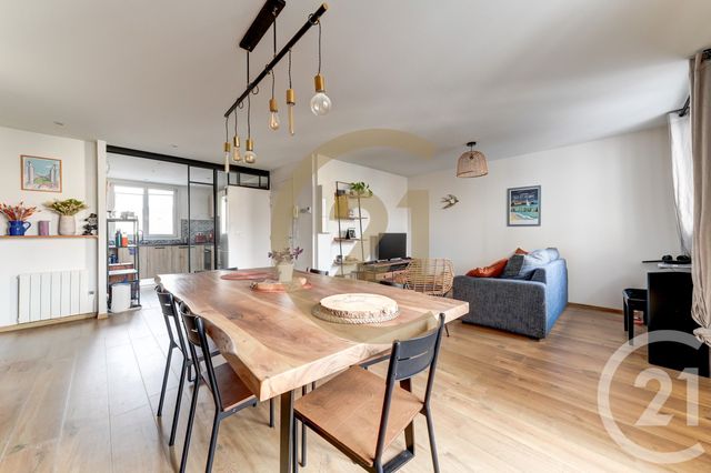 Appartement F3 à vendre - 3 pièces - 62.04 m2 - LYON - 69008 - RHONE-ALPES - Century 21 Dauphiné-Lacassagne