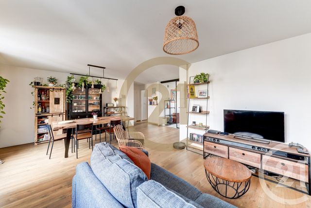 Appartement F3 à vendre - 3 pièces - 62.04 m2 - LYON - 69008 - RHONE-ALPES - Century 21 Dauphiné-Lacassagne