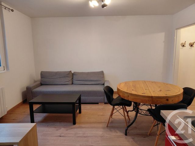 Appartement T2 à louer - 2 pièces - 46.5 m2 - LYON - 69003 - RHONE-ALPES - Century 21 Dauphiné-Lacassagne