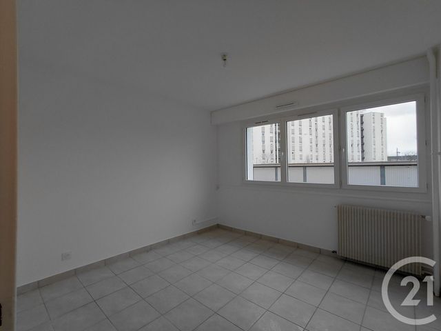 Appartement T2 à louer - 2 pièces - 54.53 m2 - LYON - 69008 - RHONE-ALPES - Century 21 Dauphiné-Lacassagne