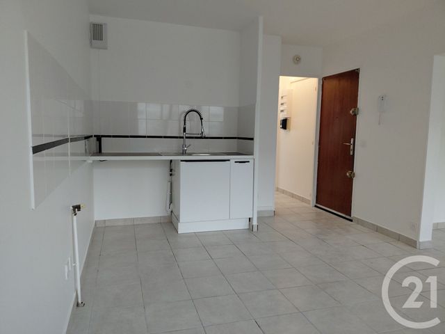 Appartement T2 à louer - 2 pièces - 54.53 m2 - LYON - 69008 - RHONE-ALPES - Century 21 Dauphiné-Lacassagne