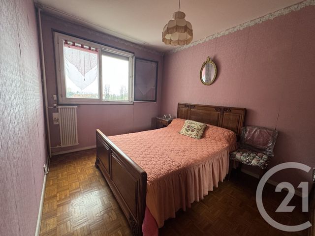 Appartement F3 à vendre - 3 pièces - 65.42 m2 - ST PRIEST - 69 - RHONE-ALPES - Century 21 Dauphiné-Lacassagne