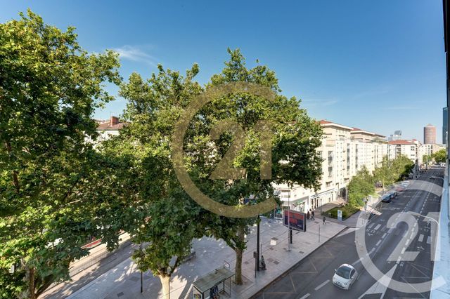 Appartement T3 à vendre - 3 pièces - 72.79 m2 - LYON - 69003 - RHONE-ALPES - Century 21 Dauphiné-Lacassagne