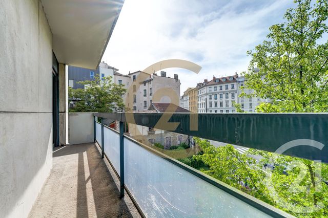 Appartement T3 à vendre - 3 pièces - 60.0 m2 - LYON - 69003 - RHONE-ALPES - Century 21 Dauphiné-Lacassagne