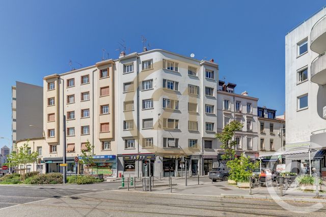 Appartement T2 à vendre - 2 pièces - 42.74 m2 - LYON - 69003 - RHONE-ALPES - Century 21 Dauphiné-Lacassagne