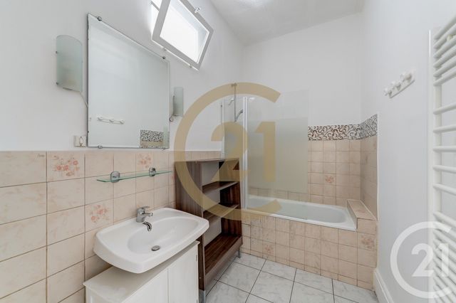 Appartement F2 à vendre - 2 pièces - 57.9 m2 - LYON - 69003 - RHONE-ALPES - Century 21 Dauphiné-Lacassagne