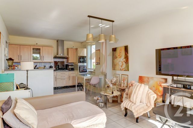 Appartement F3 à vendre - 3 pièces - 61.2 m2 - VILLEURBANNE - 69 - RHONE-ALPES - Century 21 Dauphiné-Lacassagne