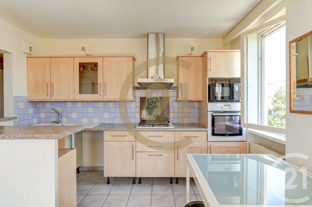 Appartement F3 à vendre - 3 pièces - 61.2 m2 - VILLEURBANNE - 69 - RHONE-ALPES - Century 21 Dauphiné-Lacassagne