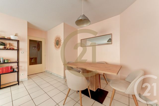 Appartement T2 à vendre - 2 pièces - 51.75 m2 - LYON - 69003 - RHONE-ALPES - Century 21 Dauphiné-Lacassagne