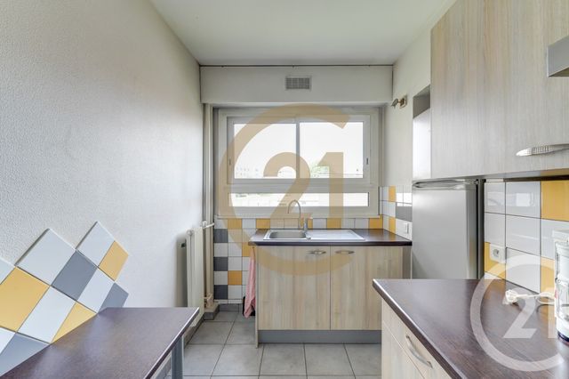 Appartement T2 à vendre - 2 pièces - 46.09 m2 - LYON - 69003 - RHONE-ALPES - Century 21 Dauphiné-Lacassagne